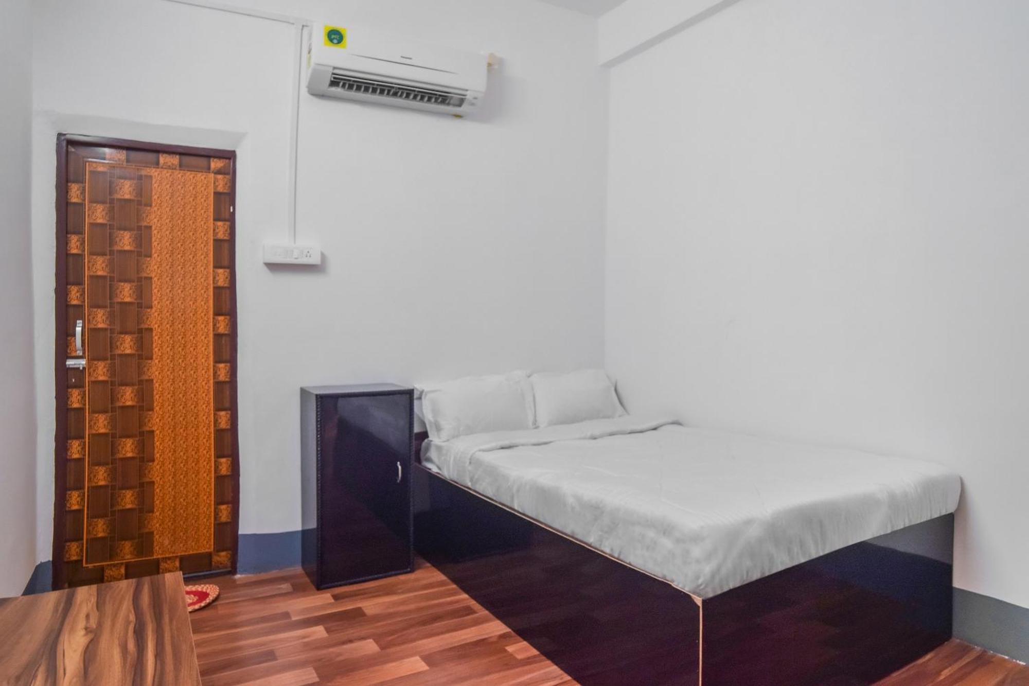 Hotel O Dc Lodge Kaharpara Eksteriør bilde